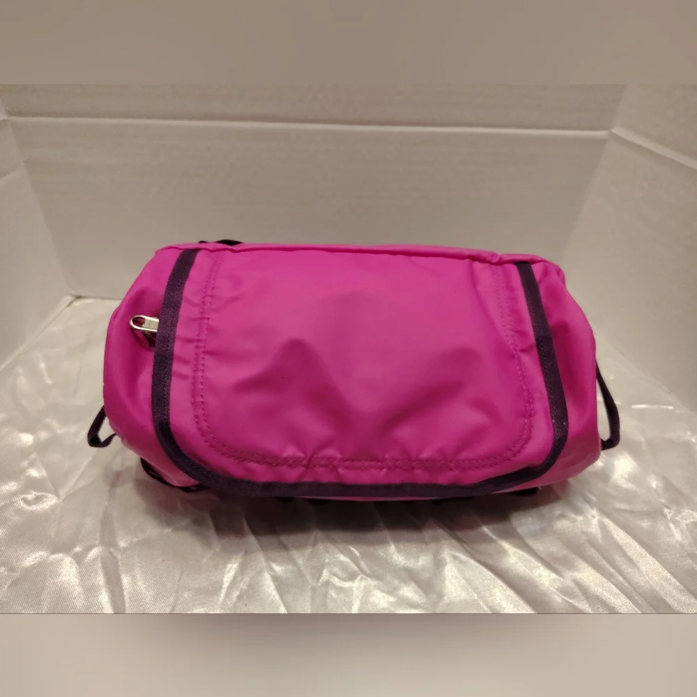 The North Face Base Camp Travel Canister - Picture 4 of 7